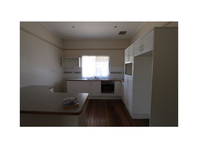 121 Chippendale Street, Ayr QLD 4807