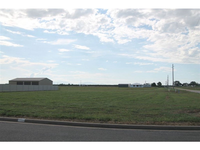 1-3 Albert Street, Ayr QLD 4807