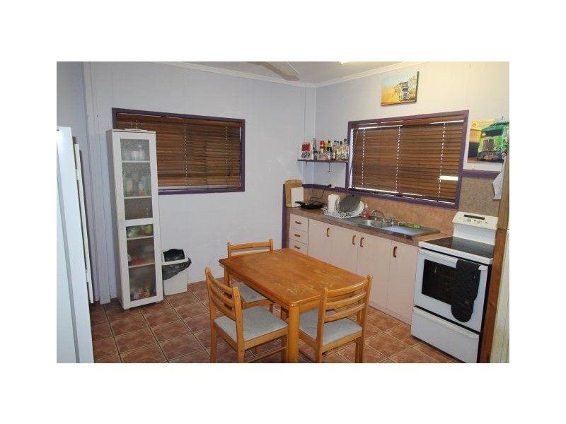 95 Mount Kelly Drive, Mount Kelly QLD 4807