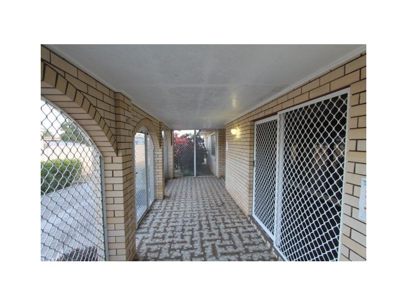 9 Cox Street, Ayr QLD 4807