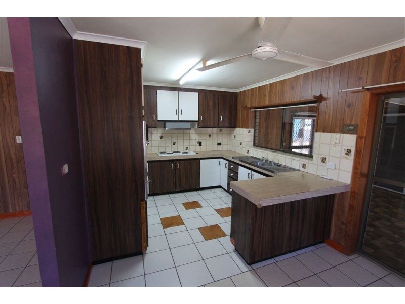 9 Cox Street, Ayr QLD 4807
