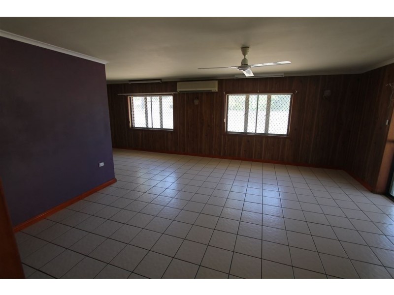 9 Cox Street, Ayr QLD 4807