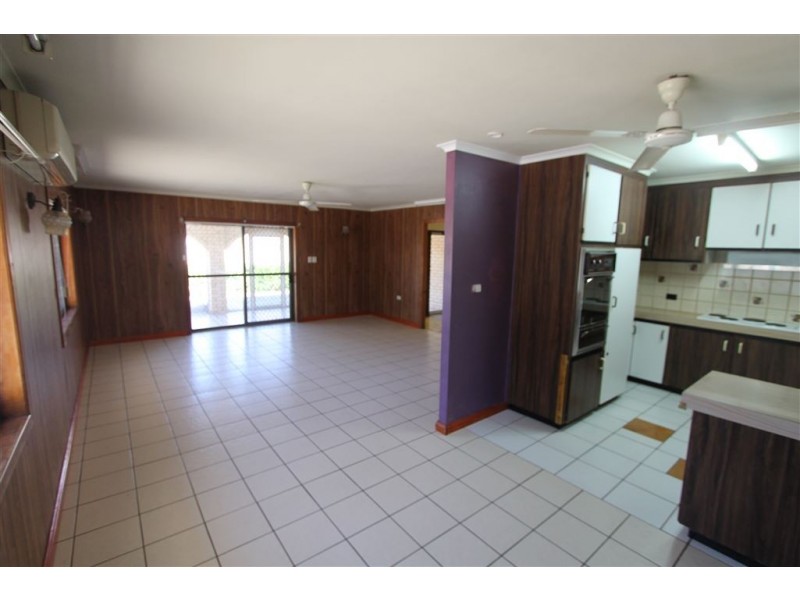 9 Cox Street, Ayr QLD 4807