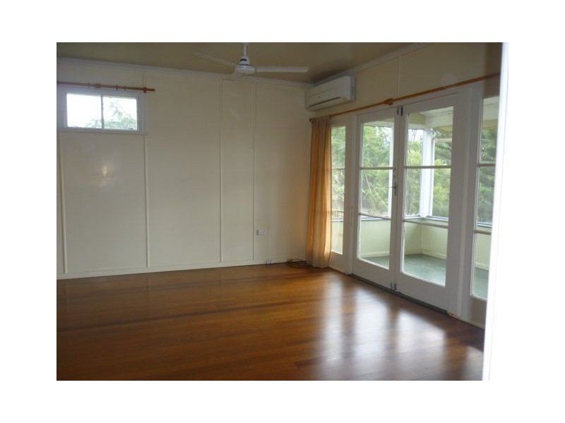 25 Dennis Street, Ayr QLD 4807