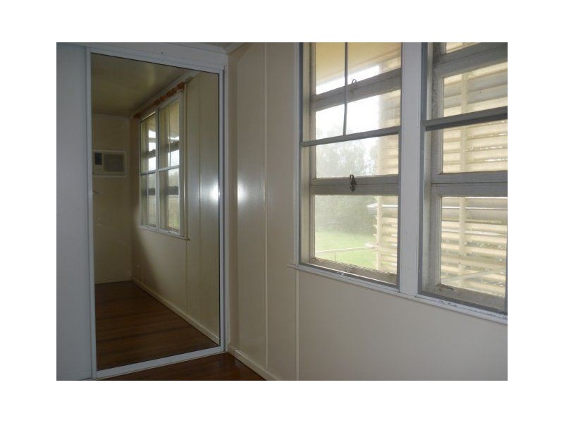 25 Dennis Street, Ayr QLD 4807