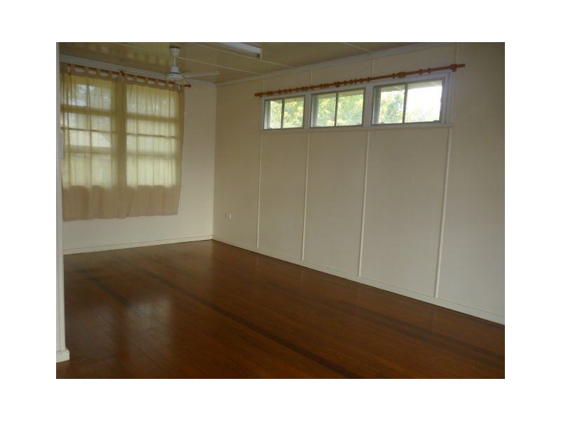 25 Dennis Street, Ayr QLD 4807