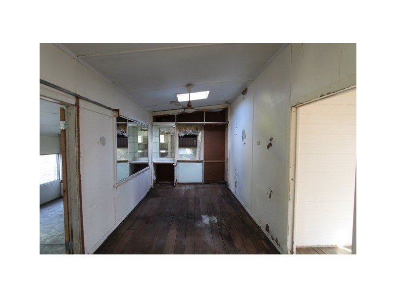 101 Eleventh Avenue, Home Hill QLD 4806