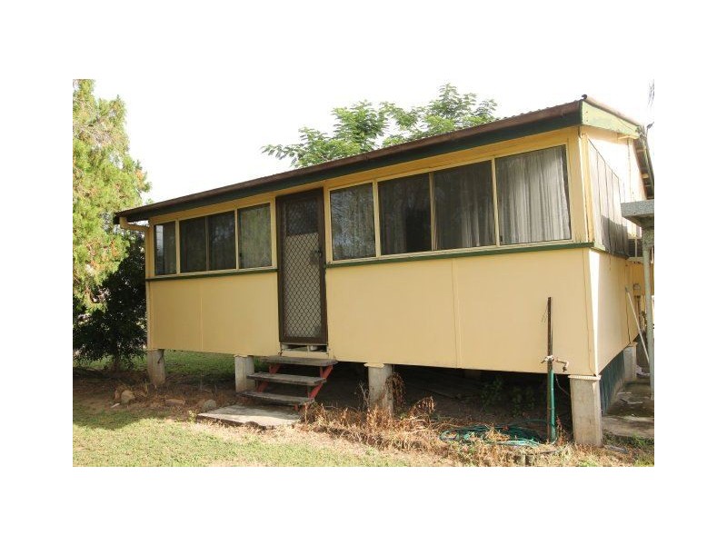 42 Donaghue Street, Giru QLD 4809