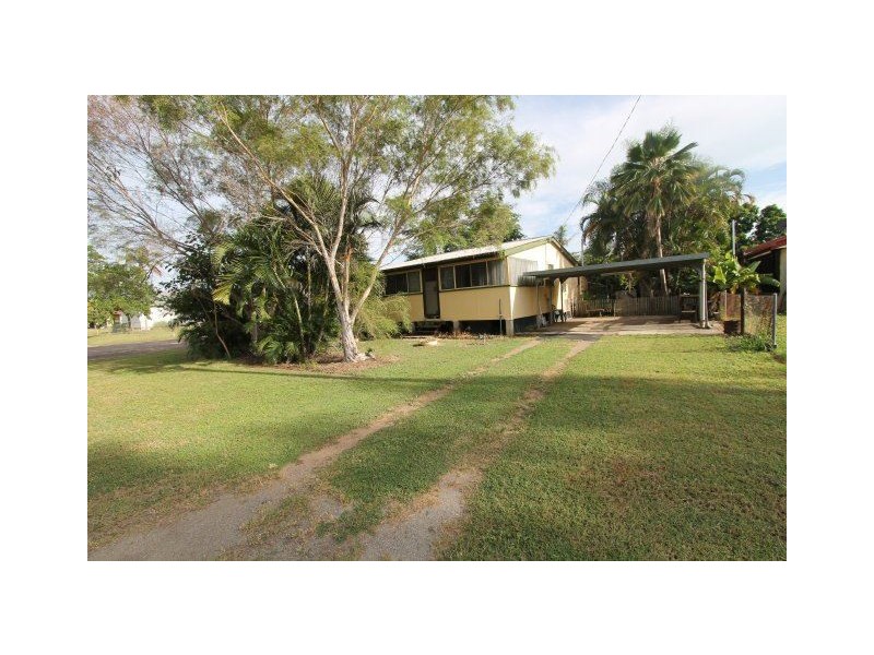 42 Donaghue Street, Giru QLD 4809