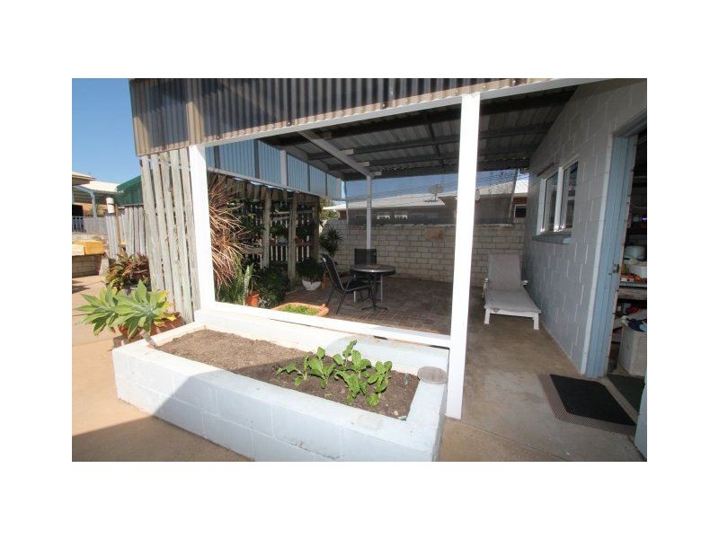 2 Little Crescent, Ayr QLD 4807