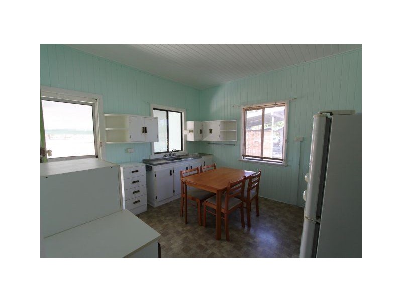 18A Wilmington Street, Ayr QLD 4807