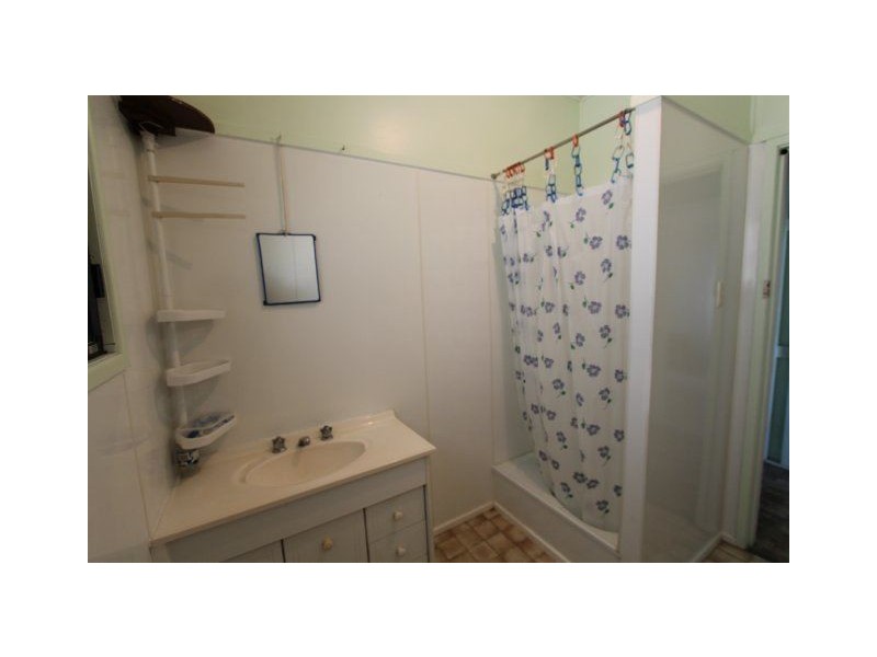 18A Wilmington Street, Ayr QLD 4807