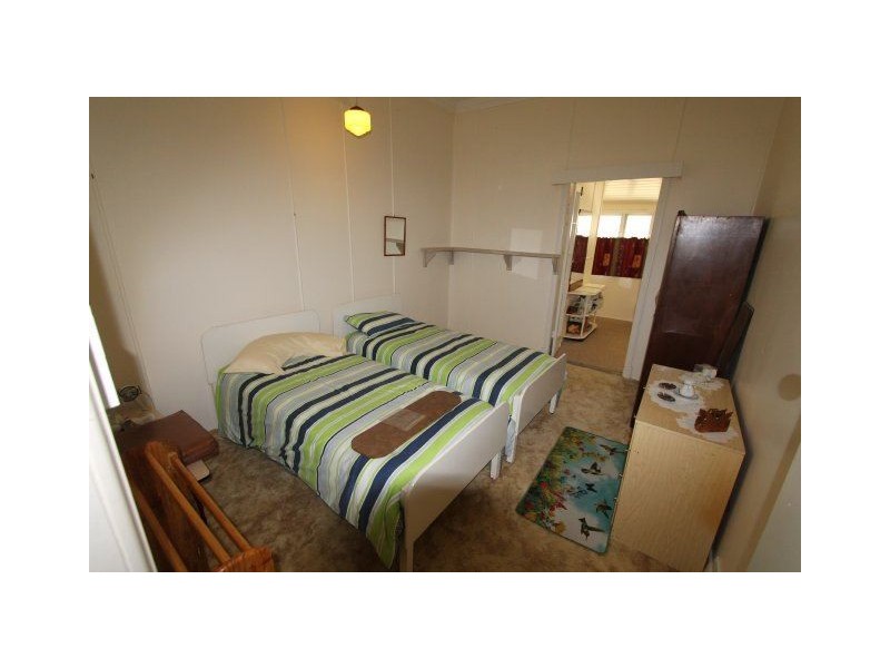 118 Ninth Avenue, Home Hill QLD 4806