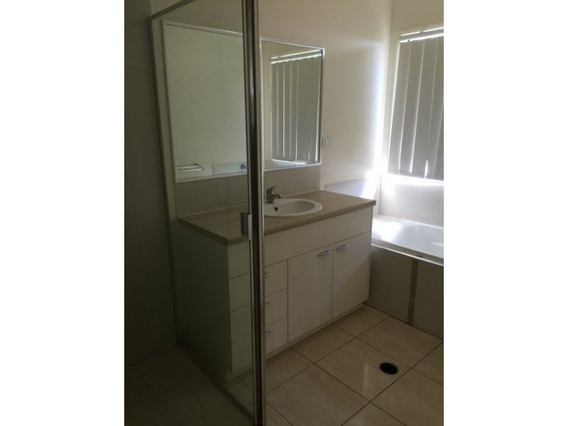 17 Hibiscus Drive, Ayr QLD 4807