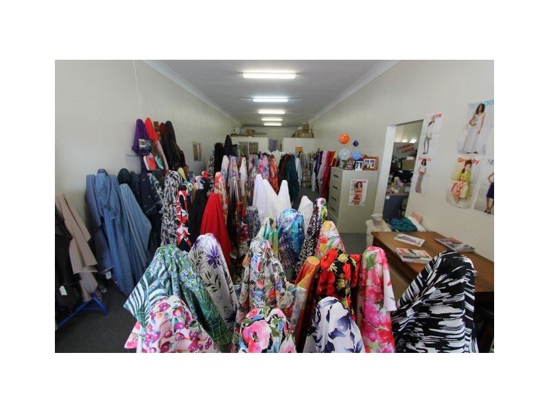 104-106 Eighth Avenue, Home Hill QLD 4806