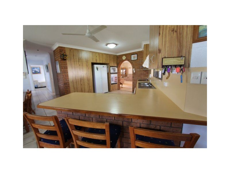 126 Anabranch Road, Jarvisfield QLD 4807