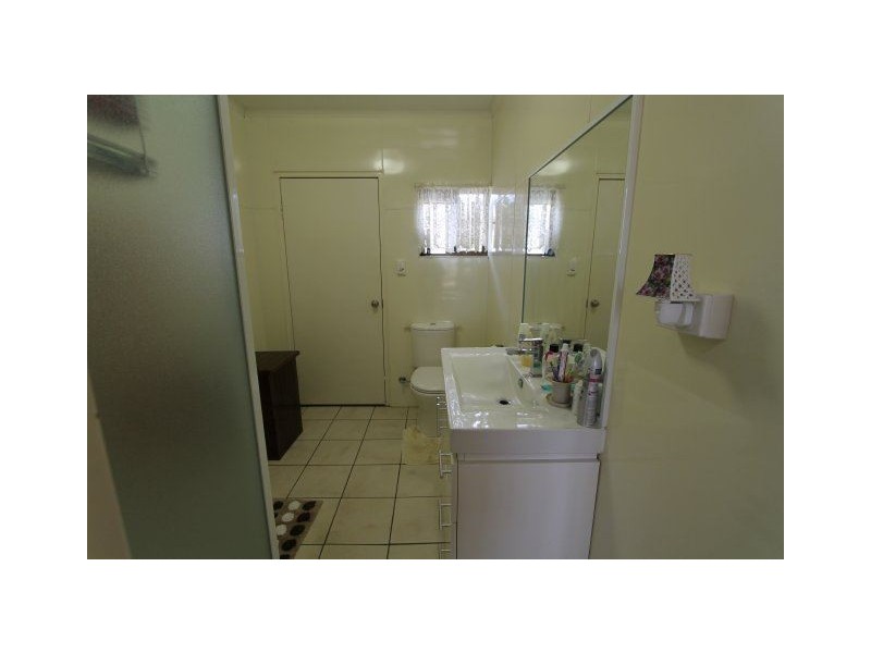 126 Anabranch Road, Jarvisfield QLD 4807