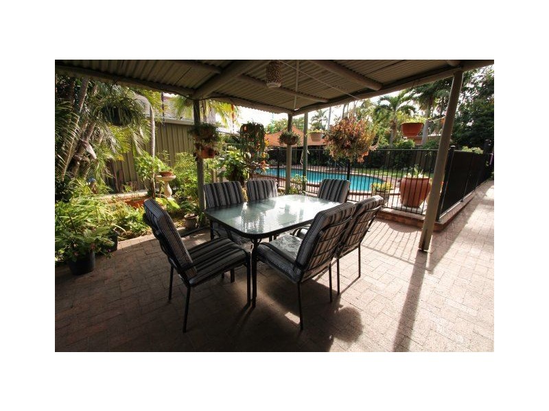 25 Toll Street, Brandon QLD 4808