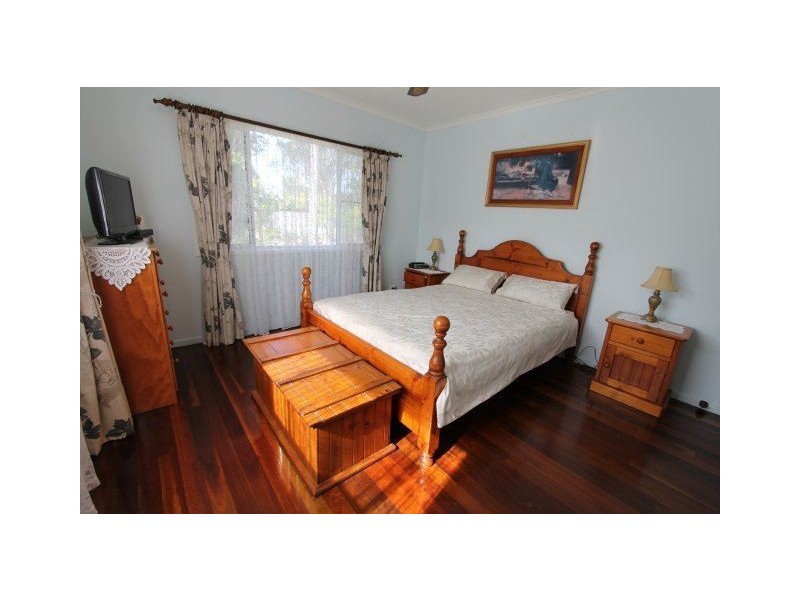 25 Toll Street, Brandon QLD 4808