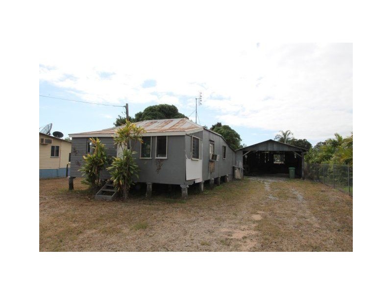 119 Thirteenth Avenue, Home Hill QLD 4806