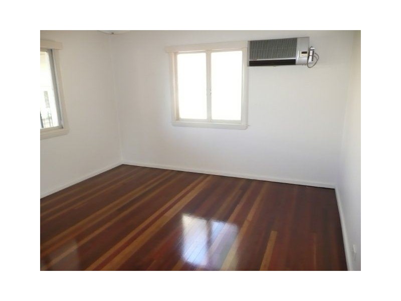 35 Drysdale Street, Brandon QLD 4808