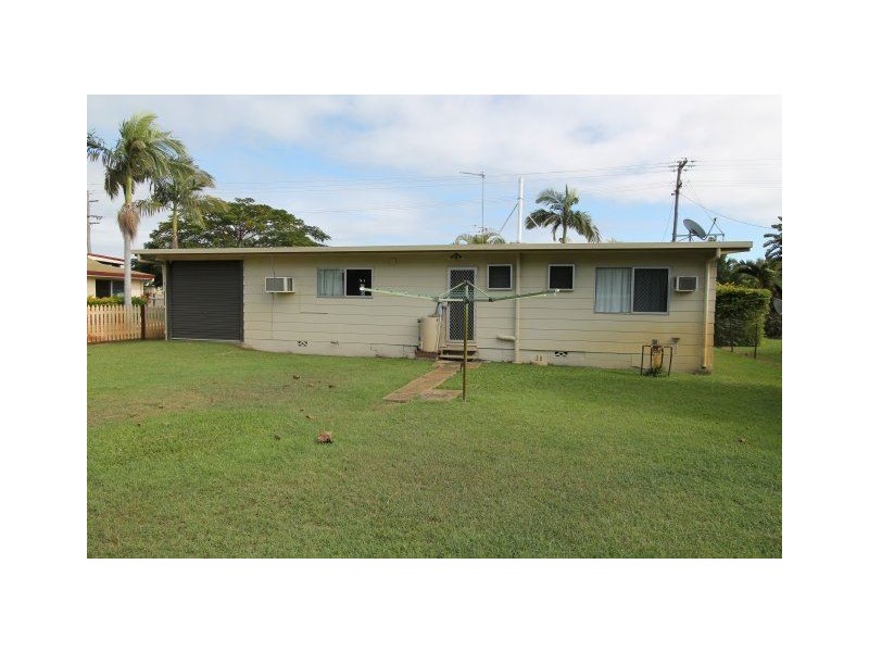 106 Beach Road, Ayr QLD 4807