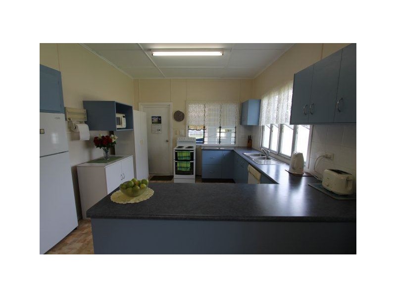 91 Thirteenth Avenue, Home Hill QLD 4806