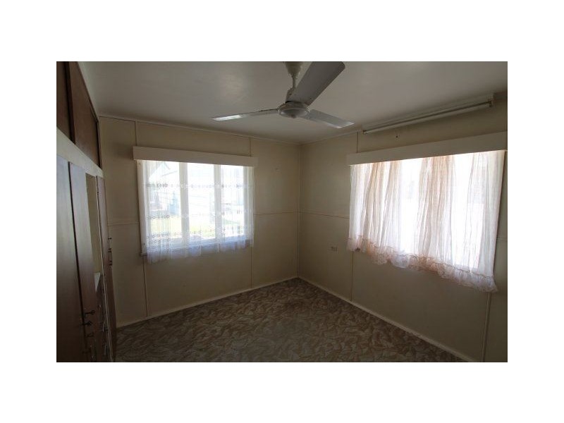 39 Fourteenth Avenue, Home Hill QLD 4806