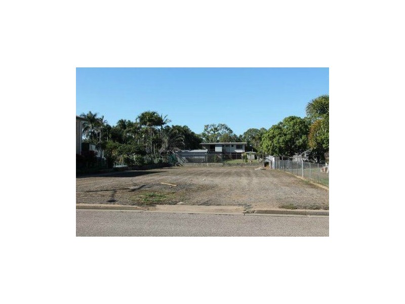 53 Ninth Avenue, Home Hill QLD 4806
