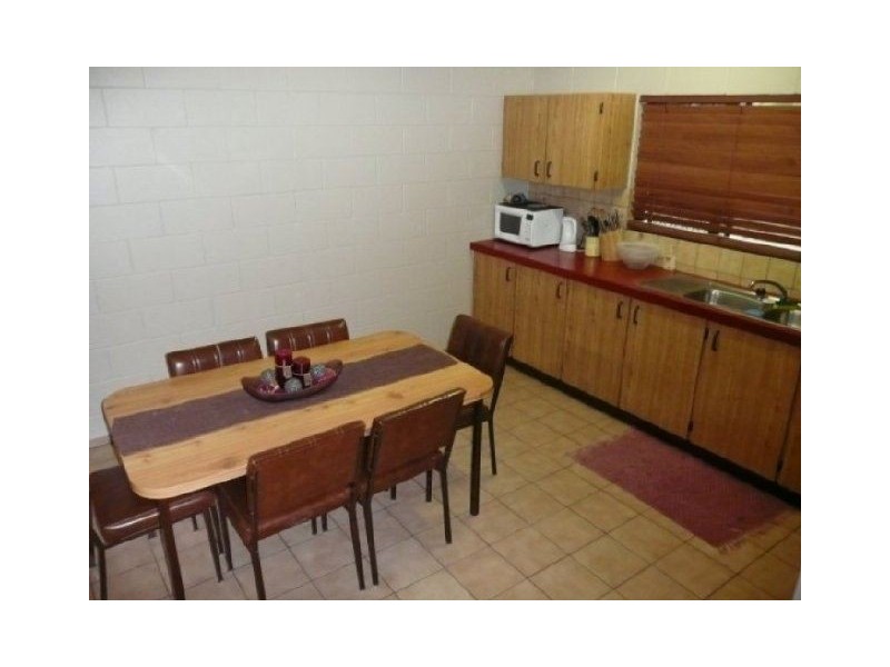 3/37-39 Chippendale Street, Ayr QLD 4807