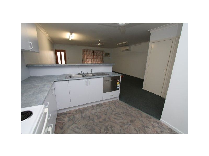 3/107 Graham Street, Ayr QLD 4807