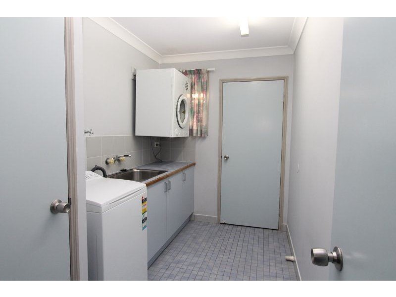 1/14 Parker Street, Ayr QLD 4807