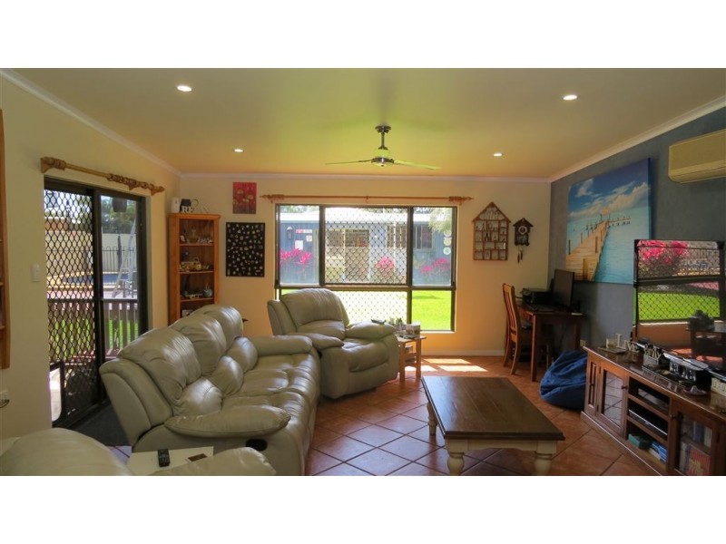 53 Albert Crescent, Ayr QLD 4807