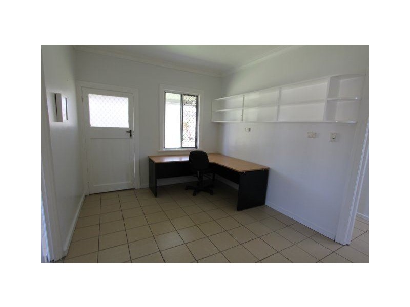 10 King Street, Ayr QLD 4807