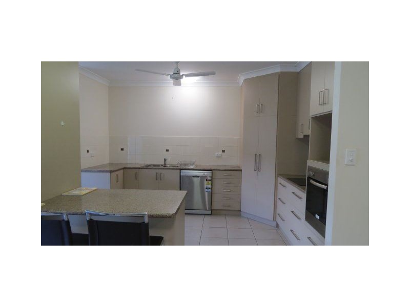 1/62 Parker Street, Ayr QLD 4807