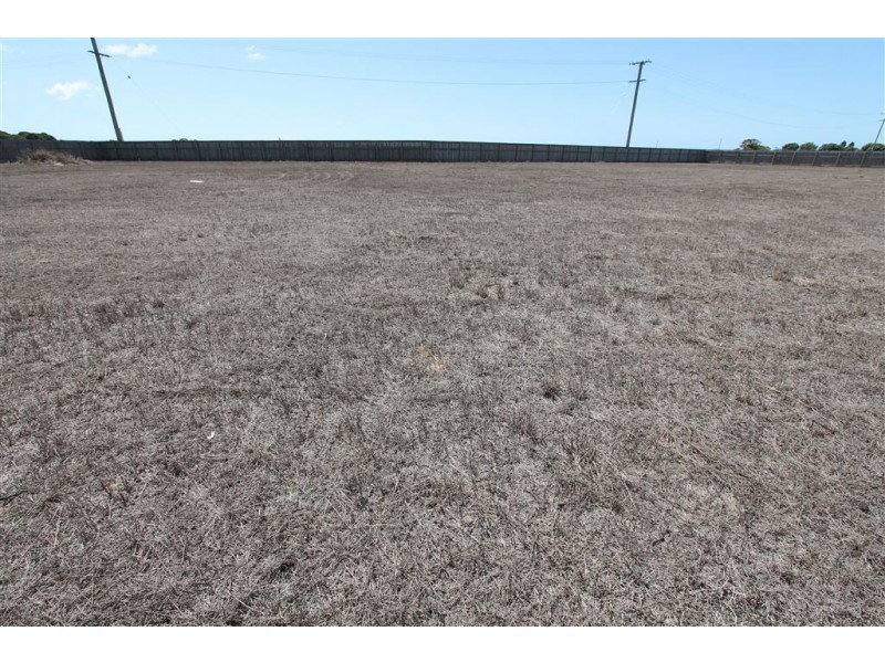 13 Hibiscus Drive, Ayr QLD 4807