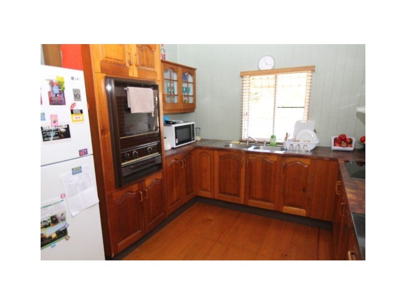 82 Gibson Street, Ayr QLD 4807