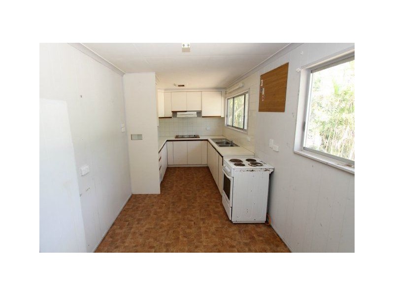 48 Third Avenue, Home Hill QLD 4806