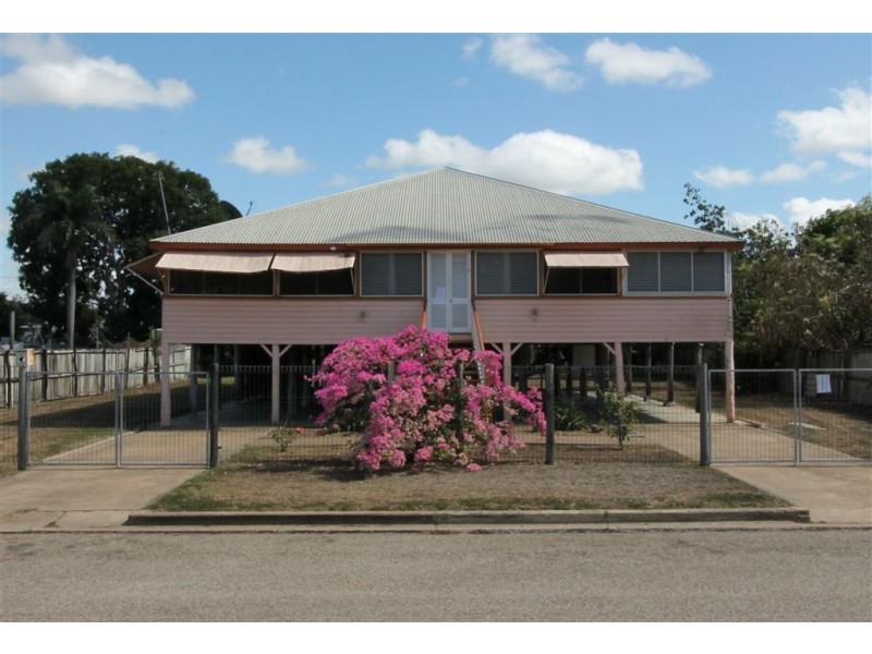6 Fifth Street, Home Hill QLD 4806