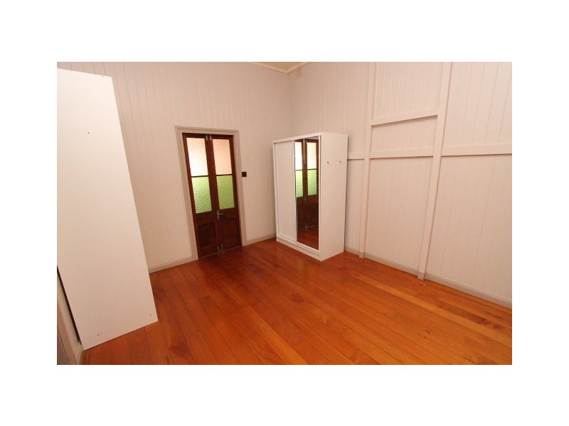 6 Fifth Street, Home Hill QLD 4806