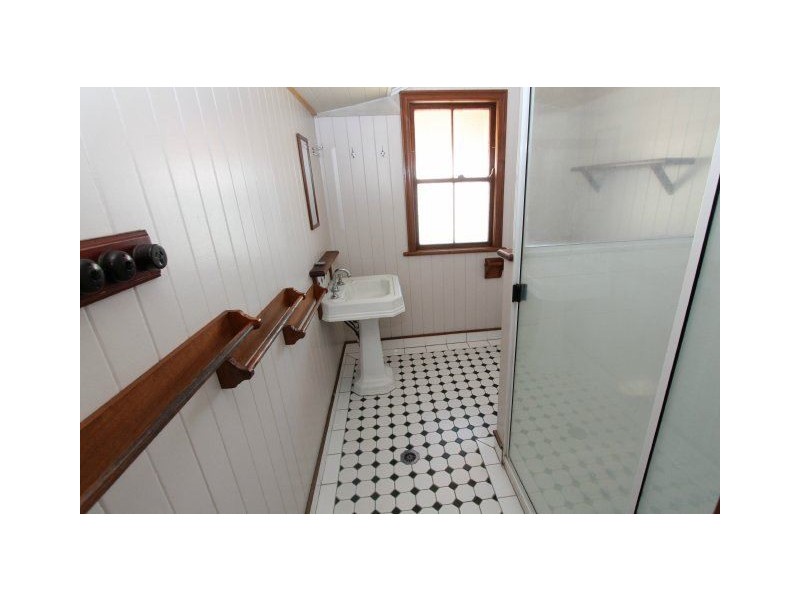 6 Fifth Street, Home Hill QLD 4806