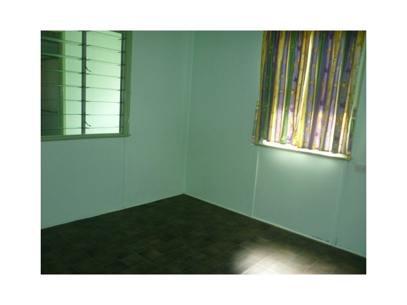 2/91 Graham Street, Ayr QLD 4807