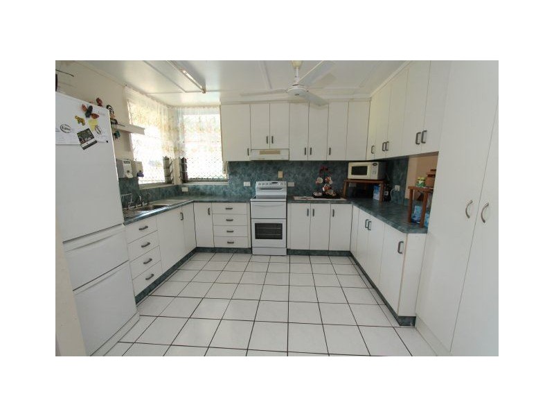 6 Home Hill Road, Ayr QLD 4807
