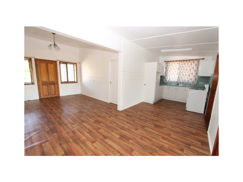 41 Fourteenth Avenue, Home Hill QLD 4806