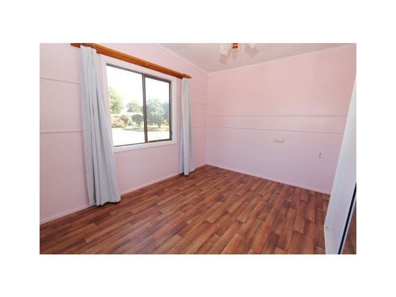 41 Fourteenth Avenue, Home Hill QLD 4806