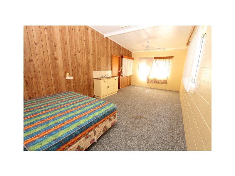 41 Fourteenth Avenue, Home Hill QLD 4806