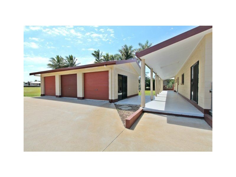 8 Lilliesmere Court, Ayr QLD 4807