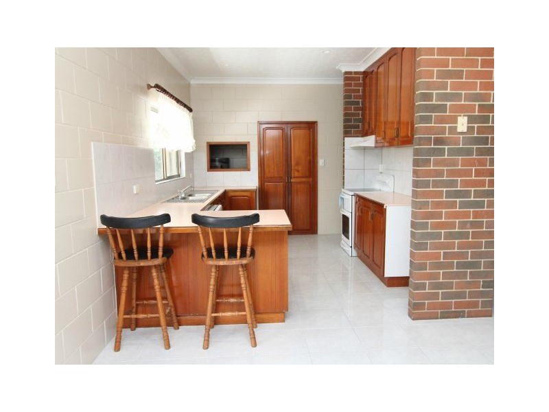 8 Lilliesmere Court, Ayr QLD 4807