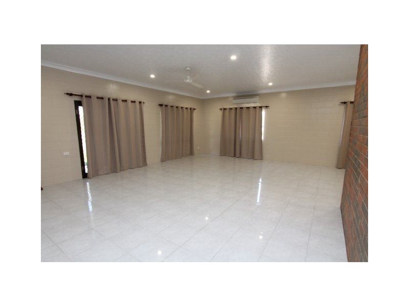 8 Lilliesmere Court, Ayr QLD 4807