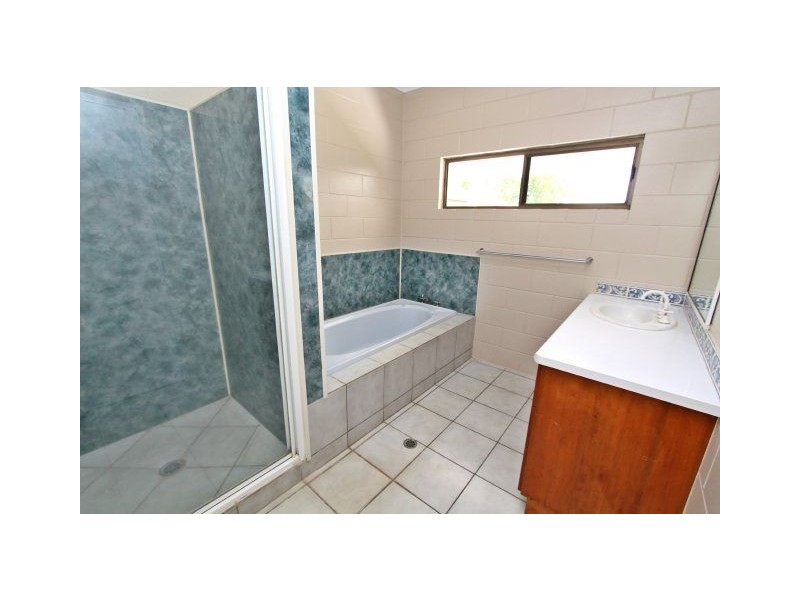 8 Lilliesmere Court, Ayr QLD 4807